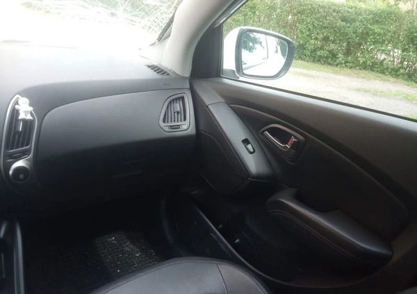 Hyundai ix35 cena 27900 przebieg: 76000, rok produkcji 2015 z Głuchołazy małe 781